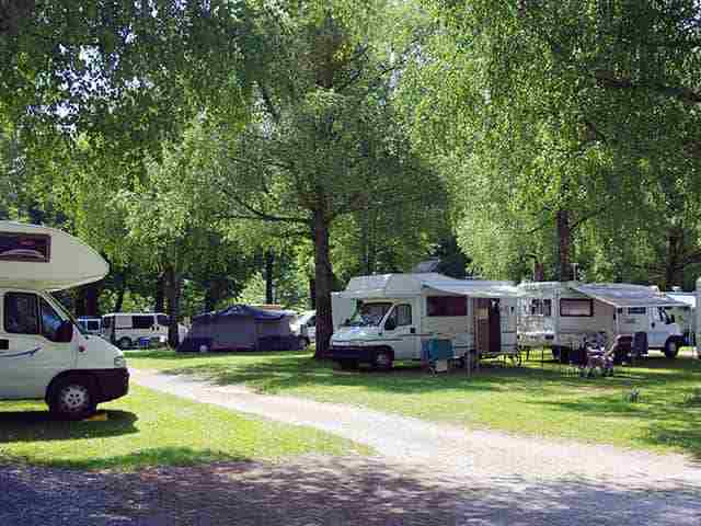 Le Vert Village - Camping